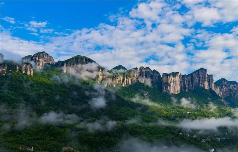 灵秀湖北 楚楚动人之恩施旅游形象片亮相央视