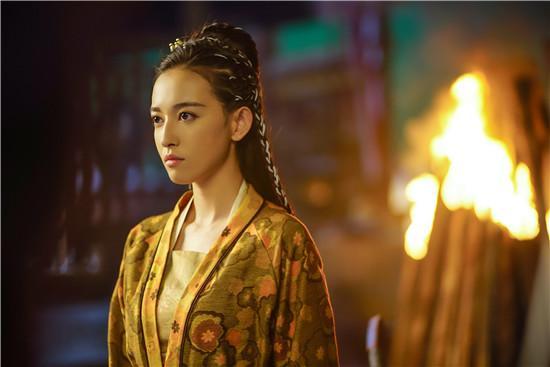 星闻 正文   由赵丽颖,林更新,窦骁,李沁领衔主演的电视剧《楚乔传》