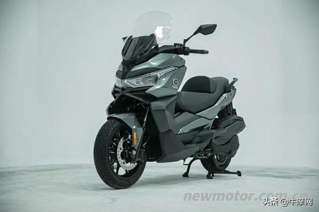 无极sr4max宝马c400gt对比拆解还原度有几分附视频