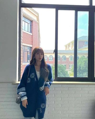 学院派美女虞书欣ins1115