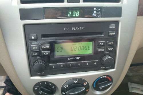 别克 凯越 2004款 1.6 手动豪华版