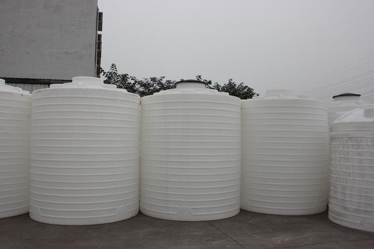 水塔水箱储水罐四川重庆贵州塑料化工水箱家用水塔1吨储水罐蓄水