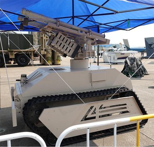 中国先进无人战车既符合世界潮流又有自身特色