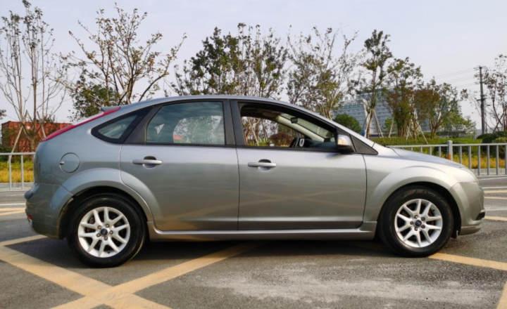 福特 福克斯两厢 2007款 两厢 1.8l 自动时尚型