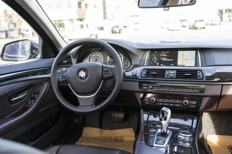 2010款宝马525多少马力老款进口宝马x1怎么样