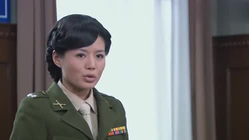 曾科长当着大家的面,吹捧梁海棠,不料陈少杰却一脸嫌弃!