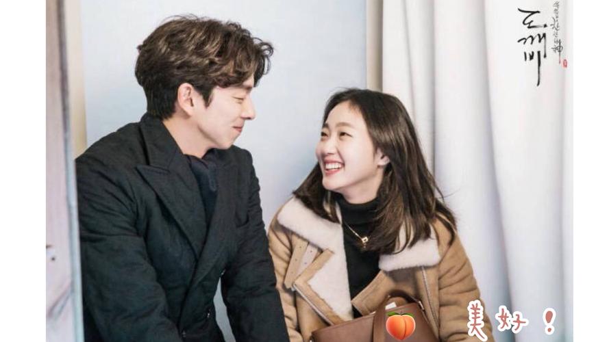 鬼怪夫妇的爱情是那么美好,那么动人,却总是透露着淡淡的悲伤,孤单的