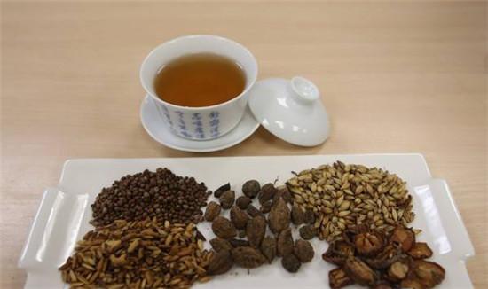 香砂六君子汤加减治疗功能性消化不良疗效观察