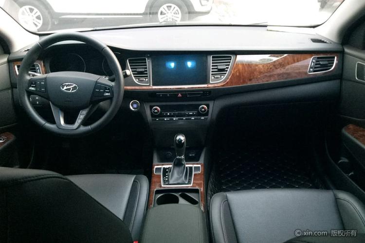 现代名图完整中控台全景