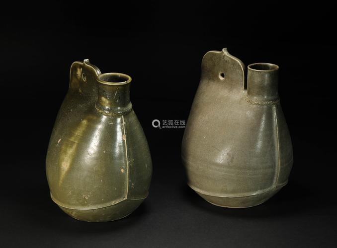 唐代五代茶末釉皮囊壶