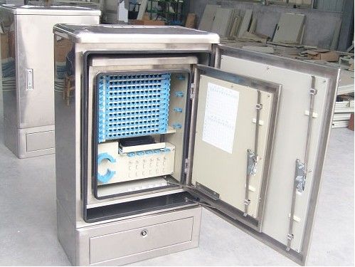供应特价商品《144芯不锈钢无跳接光交箱》厂家热卖中!