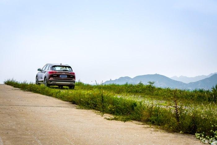 胆子越来越大,再来一个20度的坡,好像和之前一样,没什么压力就上去了.