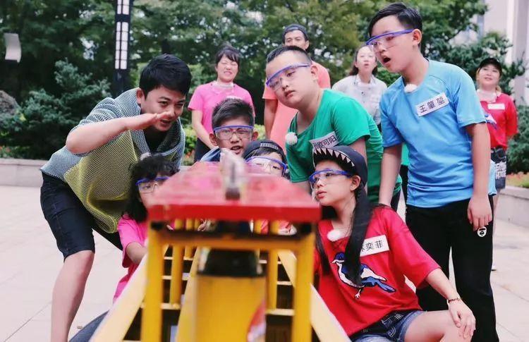 神秘消失的魔法,紧张刺激的游戏,《非常游学团》回来
