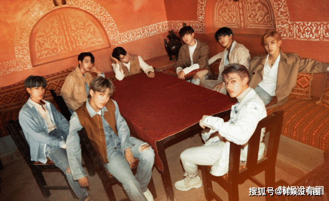 年 3 月 25 日 组合成员:方灿,李旻浩,徐彰彬,黄铉辰,韩知城,李龙馥