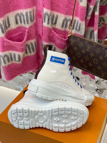 lv高帮帆布厚底运动鞋_运动鞋_高帮_厚底_路易威登怎么样_皮革_潮流