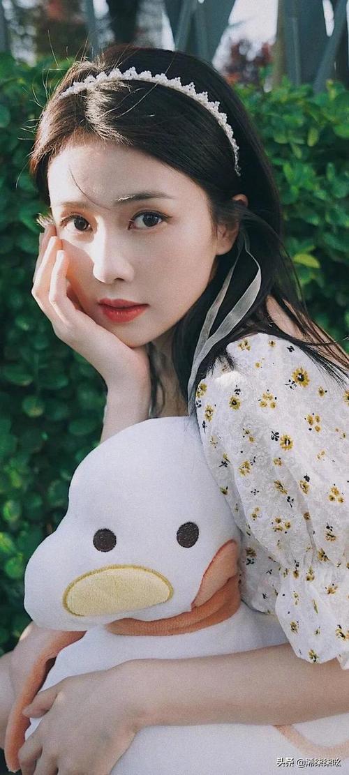 50张明星白鹿全屏高清壁纸