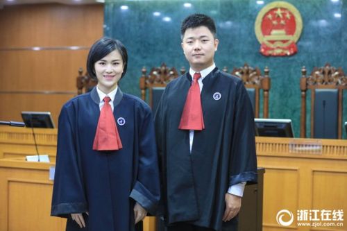 律师出庭不能再穿t恤衫牛仔裤 宁波试点规范著装要求穿律师袍