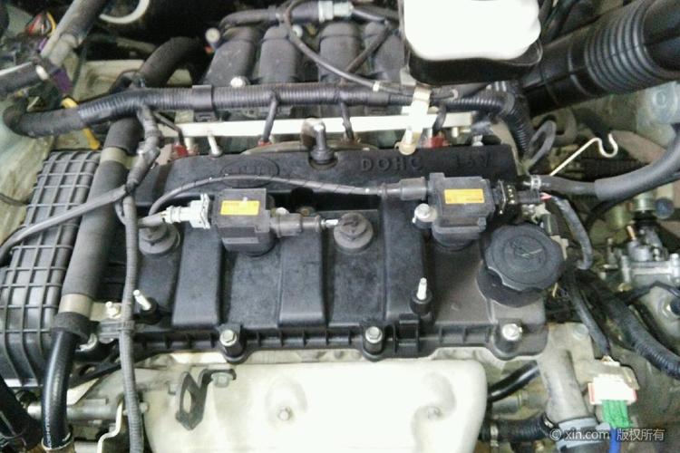 比亚迪s6发动机特写