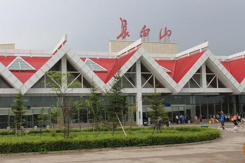 长白山机场 好好睡一觉,慢慢起床,准备回家了,成都双流机场还有接机的