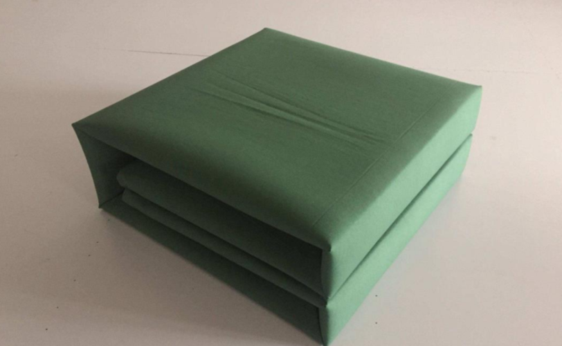 解放军把被子叠成豆腐块,美军叠成45度角,印度军队叠成啥样?