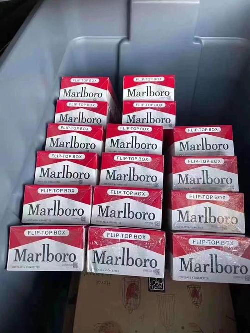 你们都喜欢抽什么外烟还是国烤曼彻斯特万宝路外烟