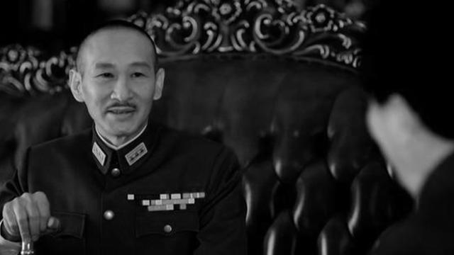 撕毁双十协定老蒋掀起内战划江而治简直痴人说梦