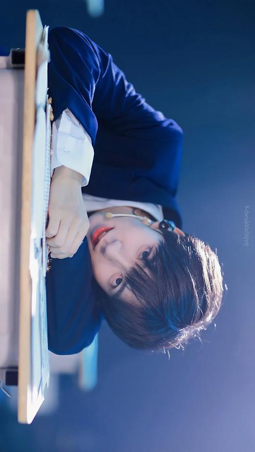 友友萌有贺峻霖相遇校服图吗