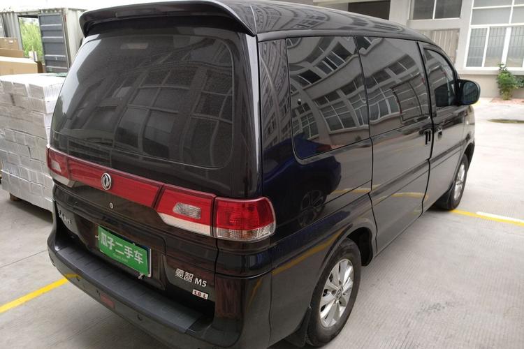 东风风行 菱智 2017款 m5 1.6l 标准型