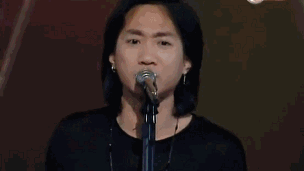 黄家驹离世27年戴白花穿孝服大闹灵堂的未婚妻现在怎么样了
