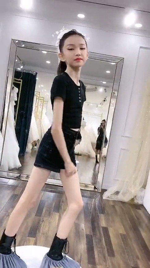 宋小睿跳舞满满的自信,好可爱呀