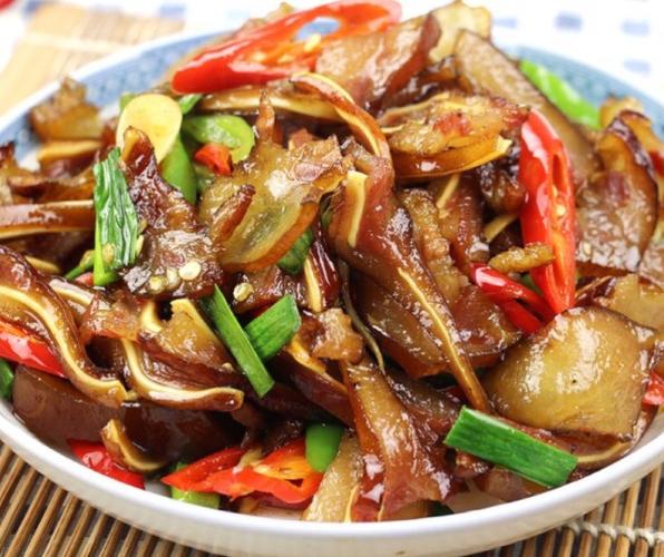 小炒腊猪耳
