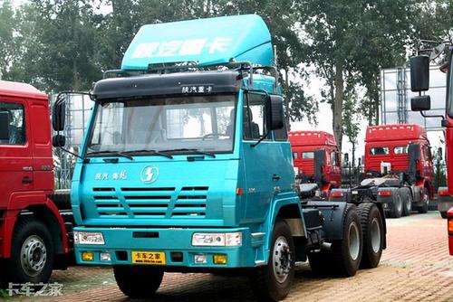 经典老车回顾斯太尔基因陕汽奥龙是否承载了你的青春