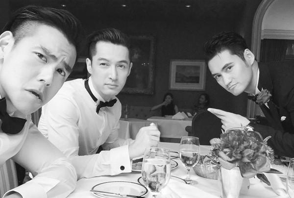 永昌娱乐17708843444要迷妹的节奏!彭于晏晒自拍与胡歌袁弘比帅