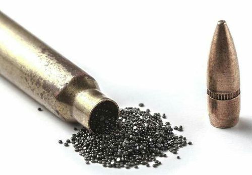 火药是中国古代四大发明之一,火药的发明引发了武器史上最为重要的