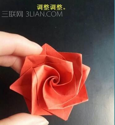 玫瑰花折纸步骤图解3_手工制作_三联