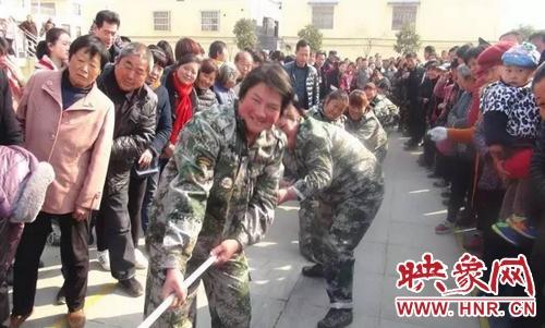确山普会寺举行"五好家庭""好婆婆""好媳妇"表彰大会