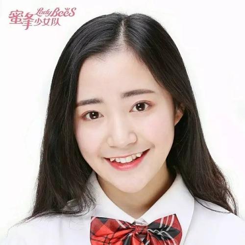 余欣芮余梦洁赵研言李盈欣刘柏伶冉安平金梦娜唐澜萍商娅楠丁文一毛心