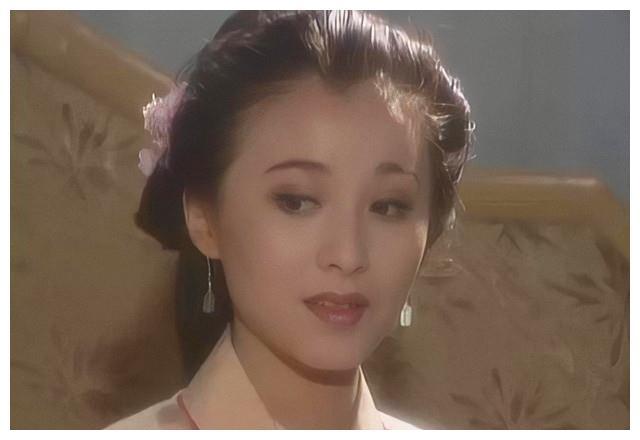 徐露郑旦剧照无敌县令徐露结语:所以有时候真的应了那一句话,小红靠