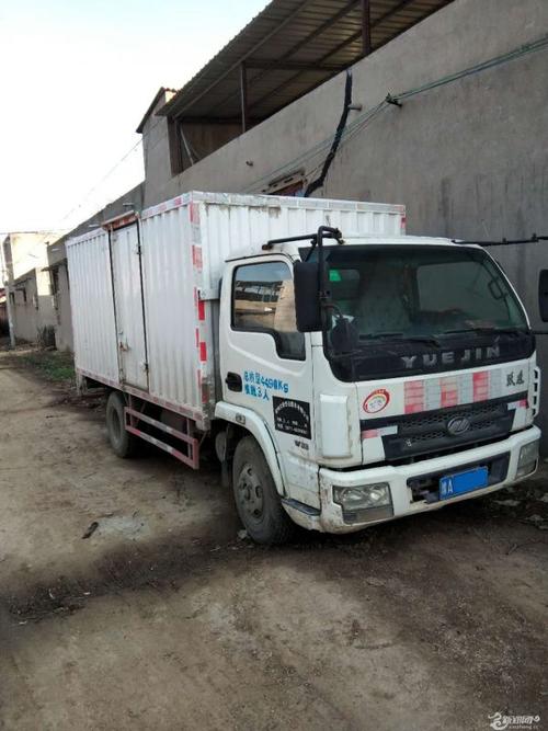 跃进4米2 厢式货车出售