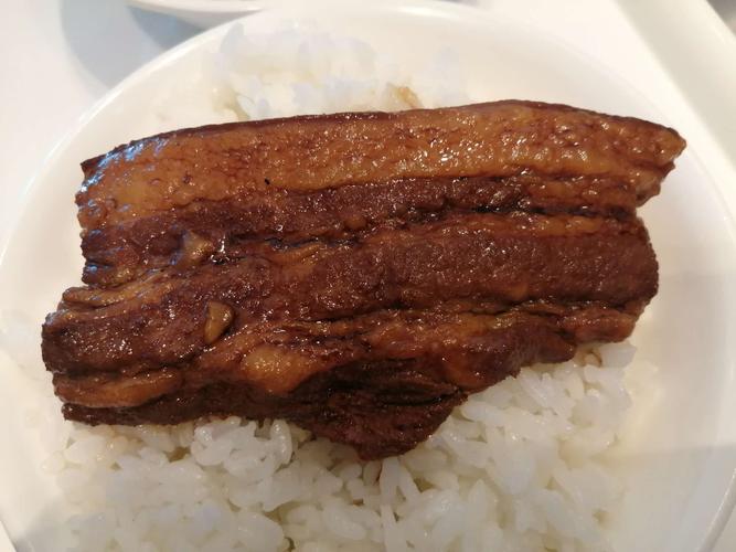 带你品尝咱济南的特色小吃把子肉