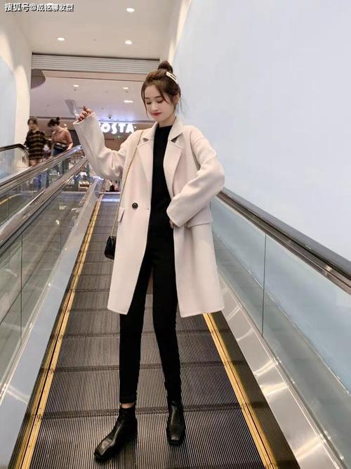 原创小个子女生冬季穿搭参考,时髦减龄又耐看,显高显瘦又高级
