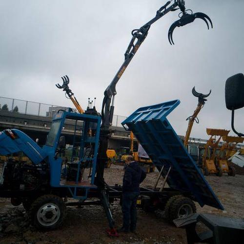 甘蔗抓装机 定做各种型号装载机及抓甘蔗机械