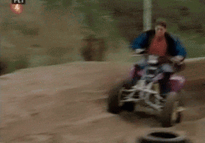 【搞笑gif图】你们这样秀恩爱很快就会分手的