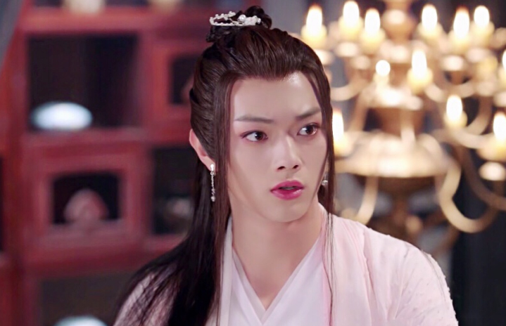 男扮女装 从前有座灵剑山 许凯 | 王陆