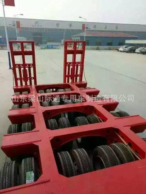 三线六轴 四线八轴半挂车 低平板半挂车 液压线轴车旋挖机运输车