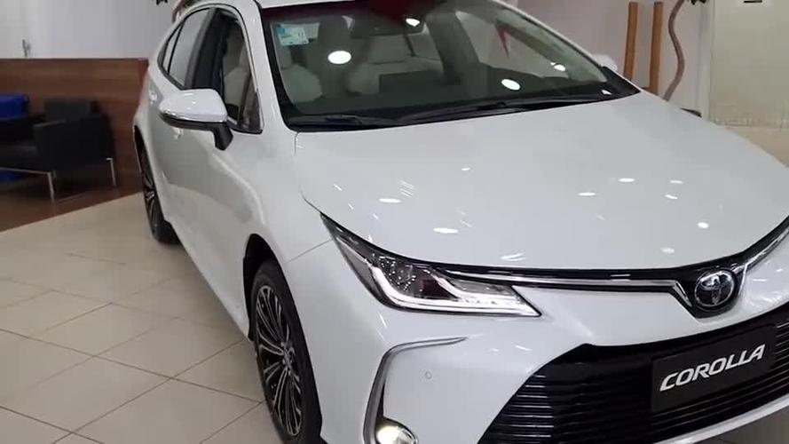 新车到店2022款丰田卡罗拉看到实车的那刻才知道有多帅气