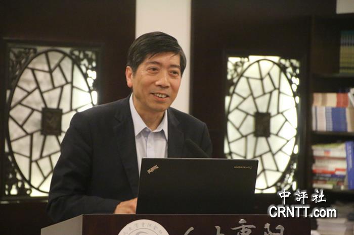 商务部国际贸易经济合作研究院原院长霍建国(中评社 束沐摄)