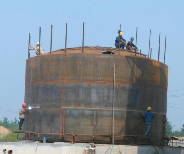 混合醇储罐第三带外环缝打底焊接