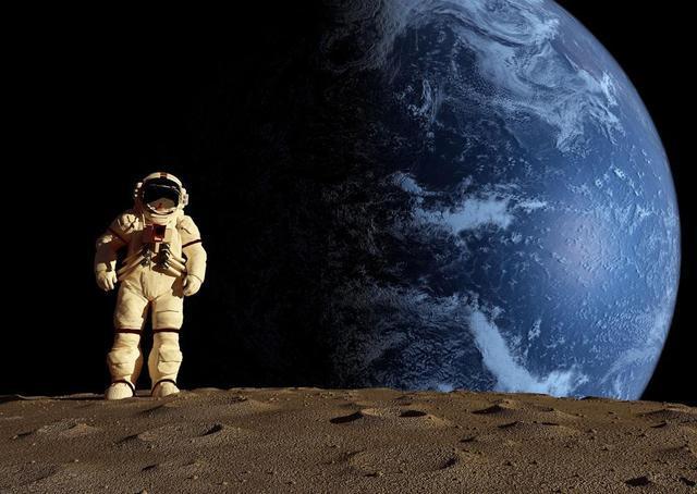 nasa的宇航员登月归来,却开始相信上帝与外星文明,原因何在
