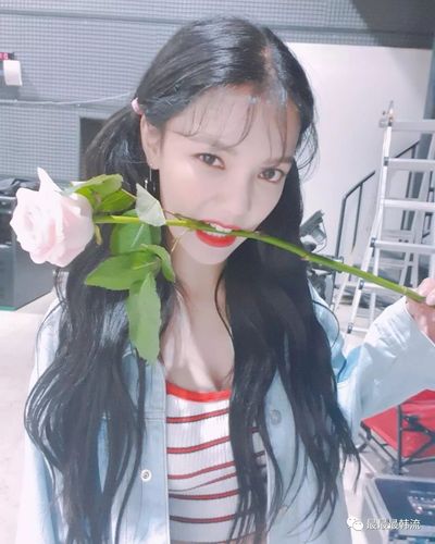 瘦脱相了……怎么回事?